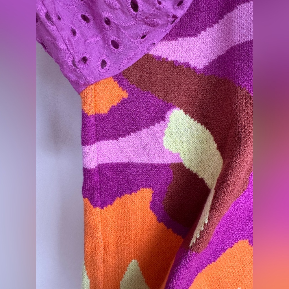 NWT Fate Barbiecore Lace Eyelet Sleeves Abstract Pink & Orange Sweater - Medium - Picture 11 of 16